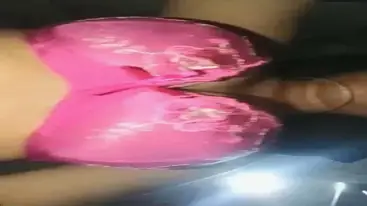 Pamer Toket Gede Montok Balutan BH Pink Binal Sange poster